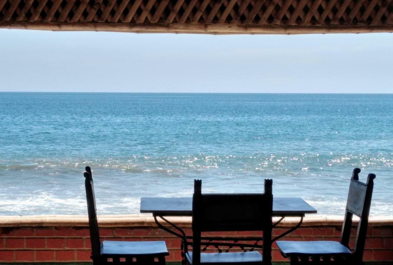 Punta Ballenas Mancora Lodge Экстерьер фото